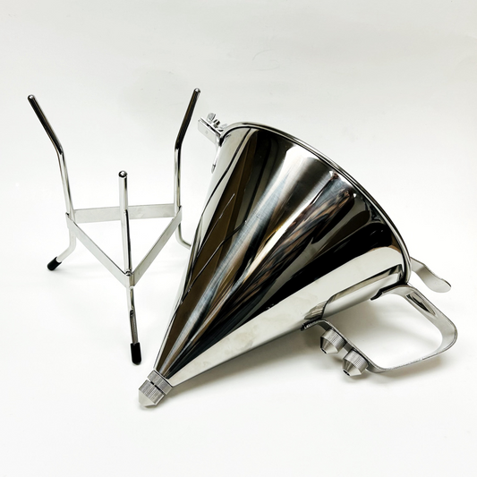 pouring funnel